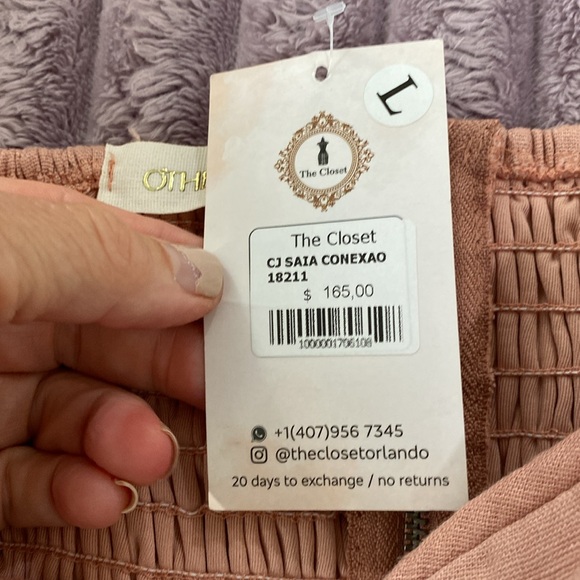 Brazilian cropped top with wrap bishop sleeves - Picture 7 of 11